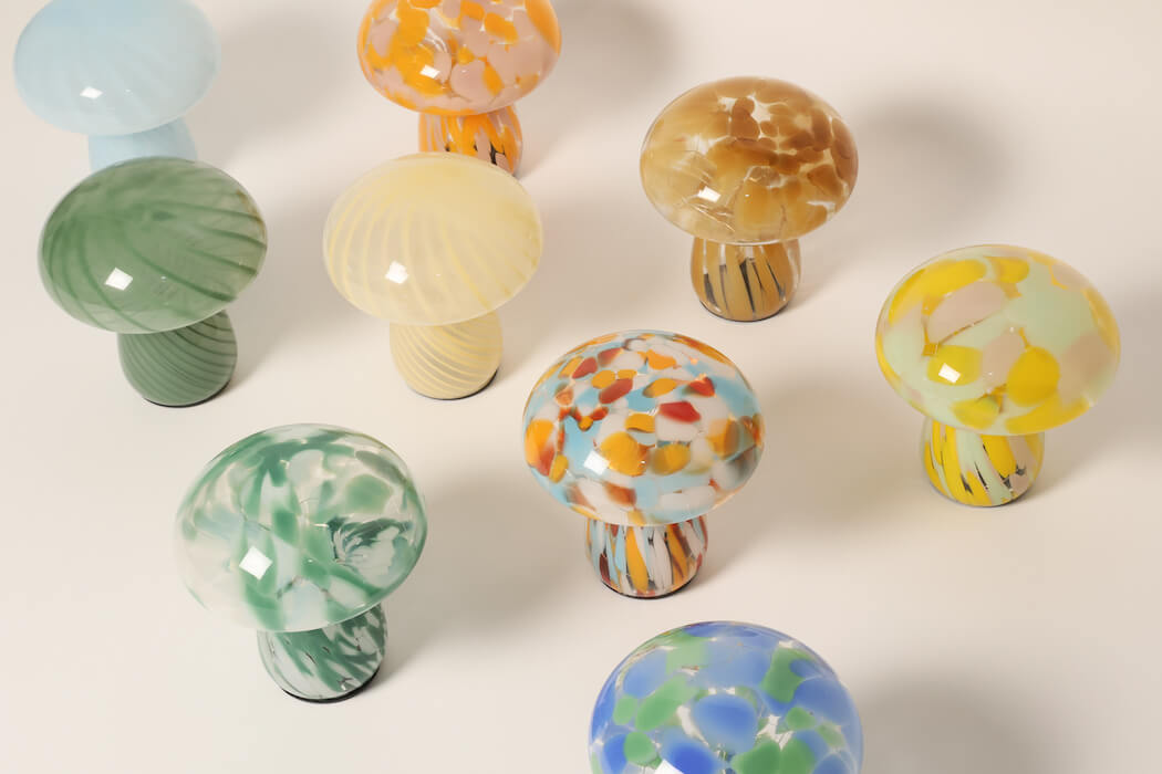 Dekoration aus buntem Glas