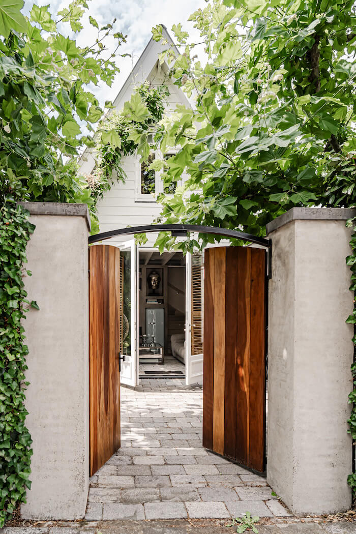 Eingangspforte des Rivièra Maison Hauses der Teunissens in Hoofddorp