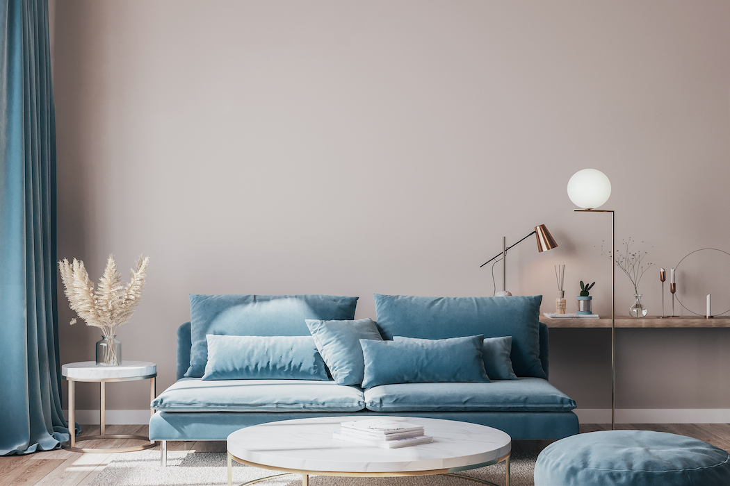 Taupe Farbe ans Wandfarbe